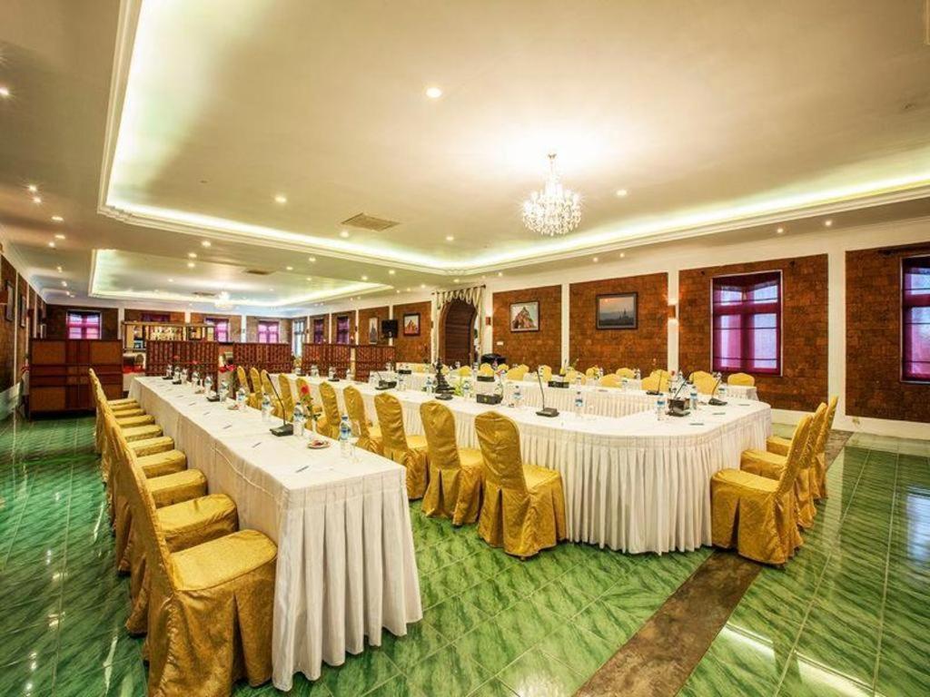 Aye Thar Yar Golf Resort Taunggyi Esterno foto